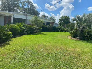Main picture of 2107 Lou Dr W