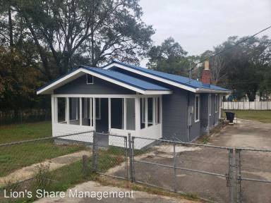 Main picture of 206 Ridge Rd