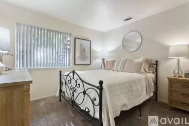 Main picture of Live Oak Apartment Homes