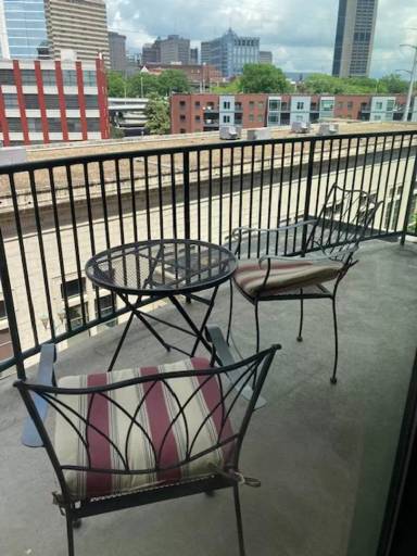 Main picture of Riverside on the James Condominiums
