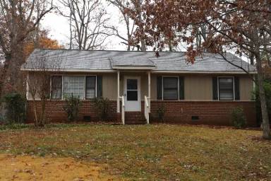 Main picture of 302 Dunhagan Pl