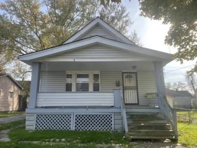 Main picture of 10102 Sandusky Ave