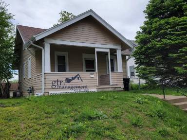 Main picture of 6333 N 33rd St