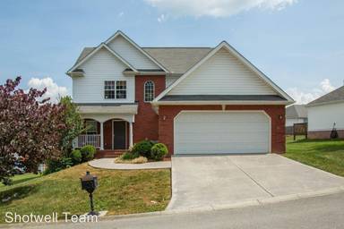 Main picture of 724 Chamberlain Manor Way