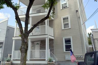 Main picture of 21 Gesler St