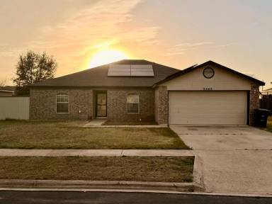 Main picture of 3203 Viewcrest Dr