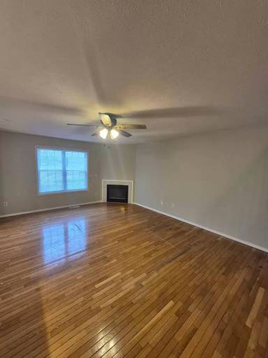 Main picture of 1127 Doral Dr