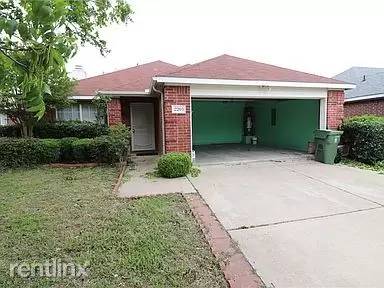 Main picture of 2205 Sophie Ln