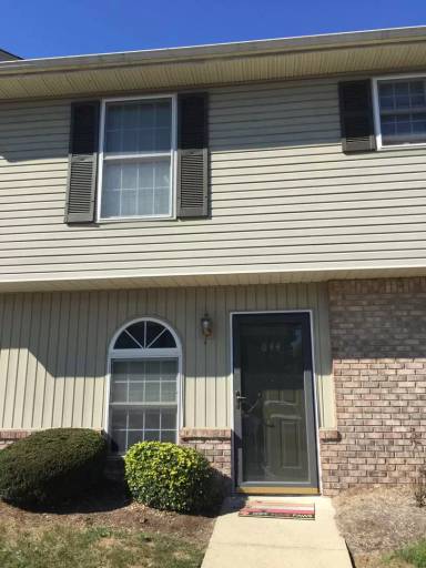 Main picture of 730 E Sherwood Hills Dr