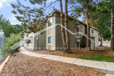 Main picture of 907 S Yampa St