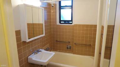Main picture of 43 49th St