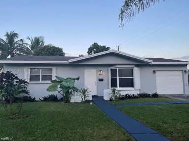 Main picture of 4361 NW 36th Ave