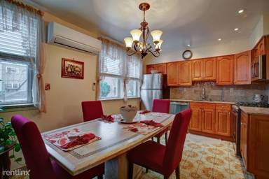 Main picture of 11 Nesbitt St