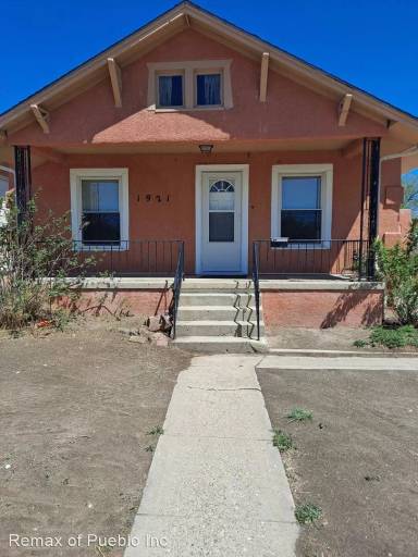 Main picture of 1921 E 5th St