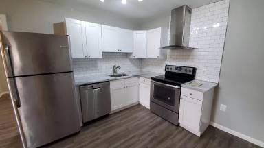 Main picture of 3640 Paine St