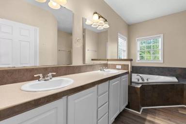 Main picture of 301 Sand Ridge Rd