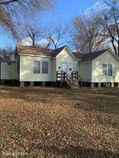 Main picture of 2322 1st Ave N
