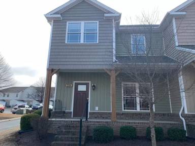 Main picture of 216 Capital St