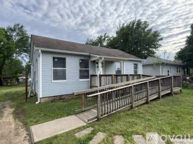 Main picture of 3428 Santa Fe St