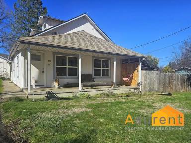 Main picture of 459 Willow St