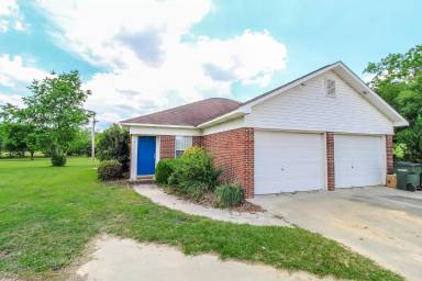 Main picture of 701 Jappy Akins Rd