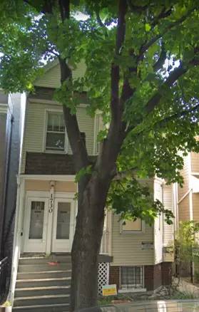 Main picture of 1730 W Nelson St
