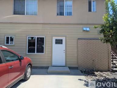 Main picture of 676 S 9th St