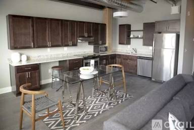Main picture of Lofts at 820 on Monroe
