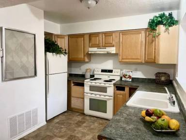 Main picture of 1309 Madeira Dr SE