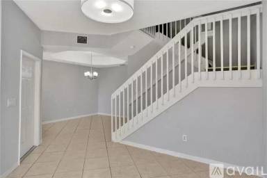 Main picture of 2325 Mariner Ct