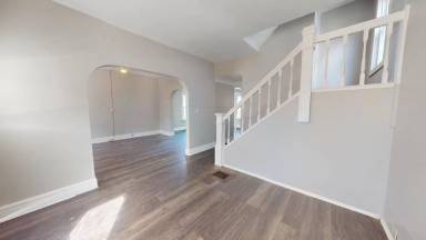 Main picture of 3891 W 21st St