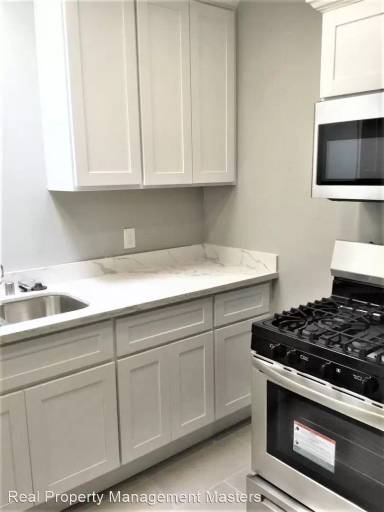 Main picture of 1437 E Bayshore Rd