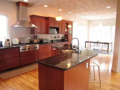 Main picture of 9 Coderre Way