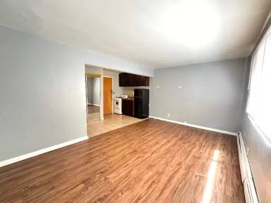 Main picture of 1456 N Prospect Ave
