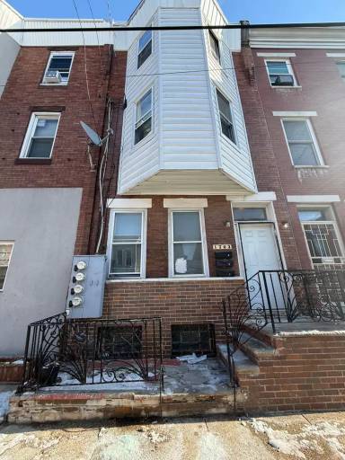 Main picture of 1703 S 19th St