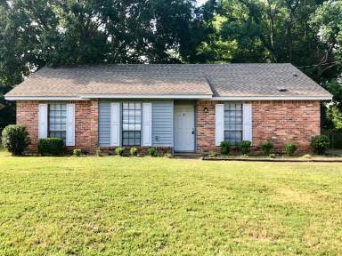 Main picture of 2941 Willow Lane Dr