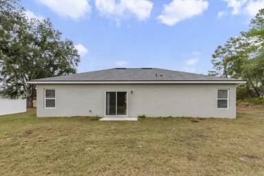 Main picture of 15772 SW 37th Cir