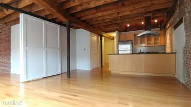 Main picture of 220 Front St