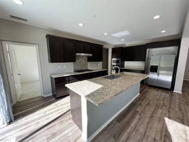 Main picture of 24215 Deputy Way