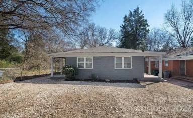 Main picture of 2501 Eastway Dr
