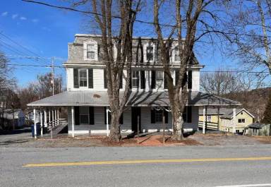 Main picture of 4710 Schley Ave