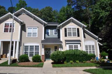 Main picture of 2202 Plum Frost Dr