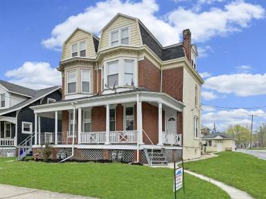 Main picture of 2101 W Market St