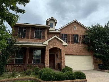 Main picture of 1923 Fair Parke Ln