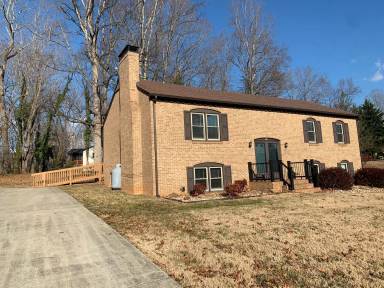 Main picture of 481 Bedford Springs Rd