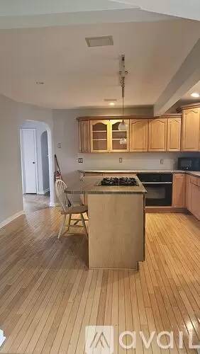 Main picture of 600 Fernwood Ter