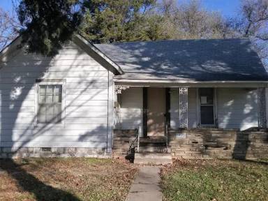 Main picture of 1420 S Lulu Ave
