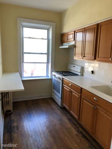 Main picture of 1902 59th St