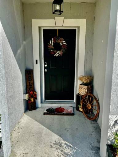 Main picture of 125 Walnut Way