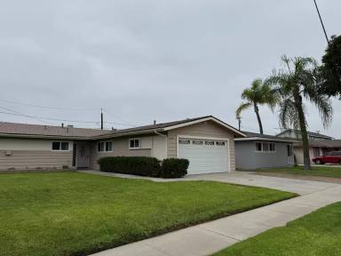Main picture of 6302 San Lorenzo Dr
